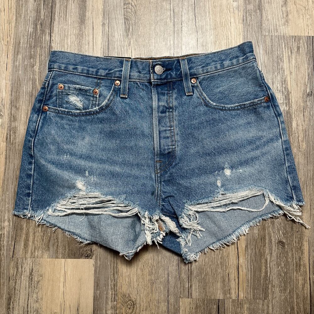 Levi's 501 Originla Fit High Rise Women's Shorts Distressed Size 28